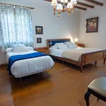 Luxury Esmeralda *