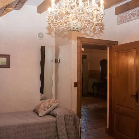 Luxury Esmeralda סואנסס