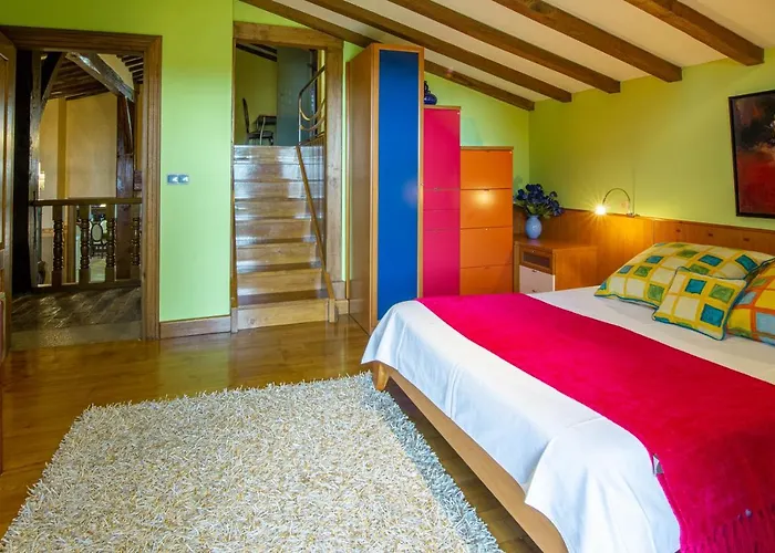 Luxury Esmeralda Willa *